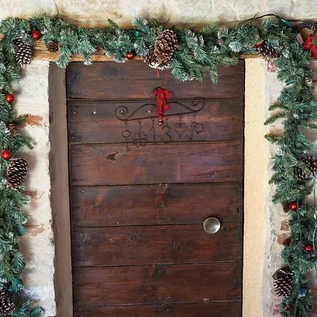 Casale Viozzi - Con Piscina Nelle Marche Casa vacanze Montefalcone Appennino