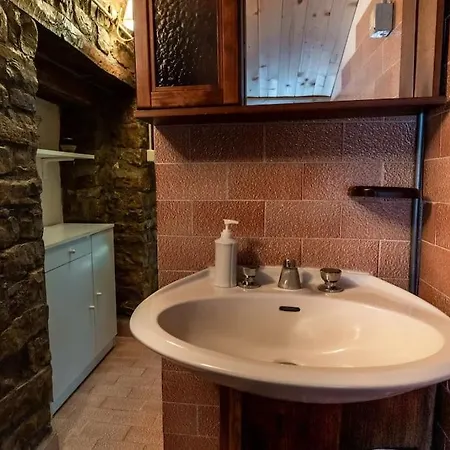 Casale Viozzi - Con Piscina Nelle Marche Montefalcone Appennino