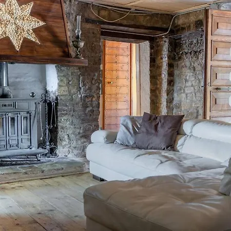 Casale Viozzi - Con Piscina Nelle Marche