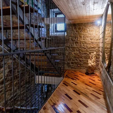 Casale Viozzi - Con Piscina Nelle Marche 펜션 *