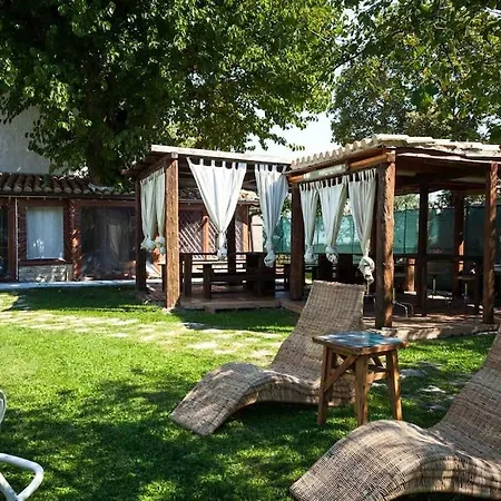 Holiday home Casale Viozzi - Con Piscina Nelle Marche