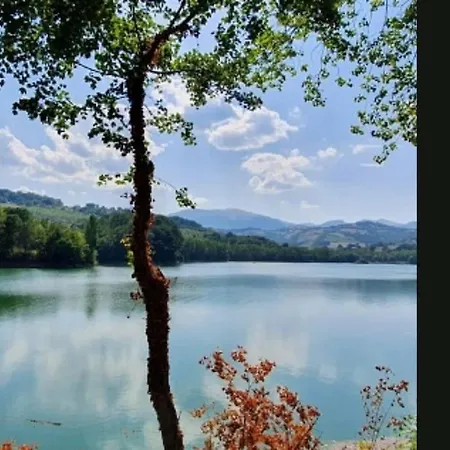 Holiday home Casale Viozzi - Con Piscina Nelle Marche Montefalcone Appennino