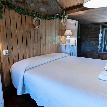 Casale Viozzi - Con Piscina Nelle Marche 펜션 *