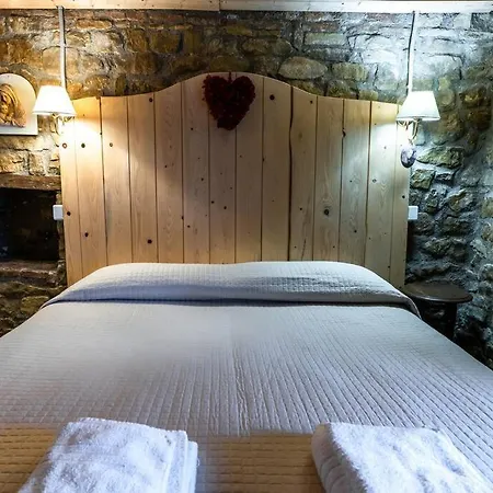 Casale Viozzi - Con Piscina Nelle Marche