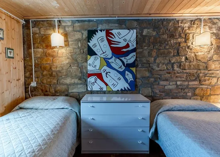 Semesterbostad Casale Viozzi - Con Piscina Nelle Marche Montefalcone Appennino